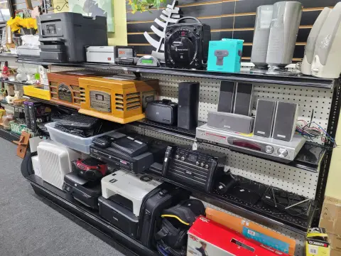 Electronics in thrift store